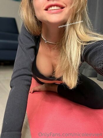 nicoleevien