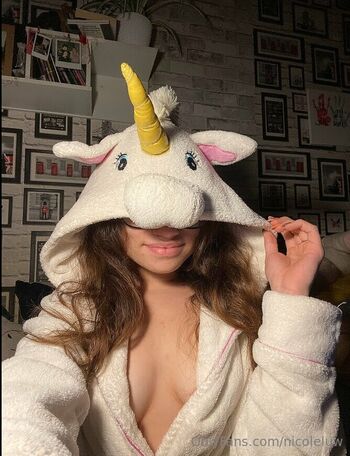 nicoleluw