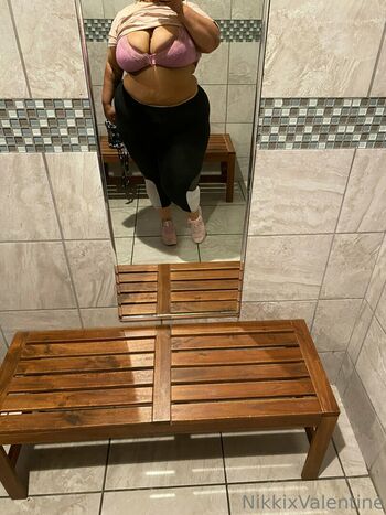 nikkixvalentine