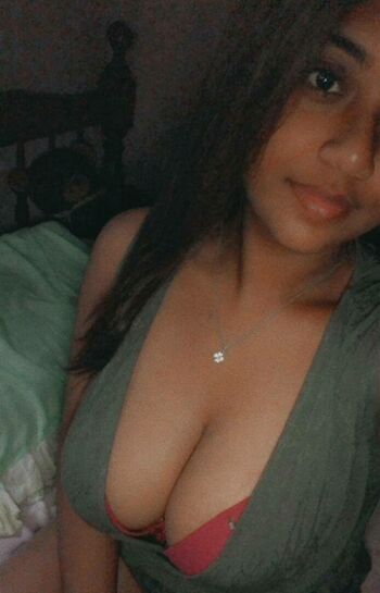 Nude Antilles