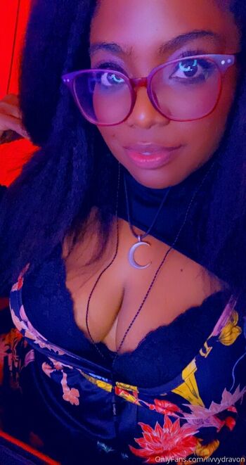ohlivvynoir