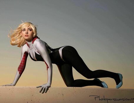 OMGCosplay