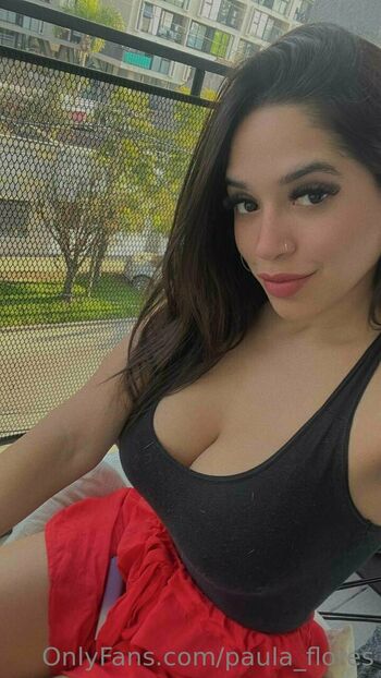 paula_flores