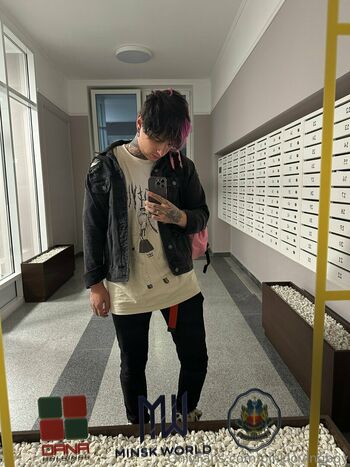 pinklovingboy