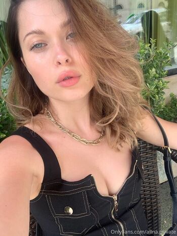 rey_lina