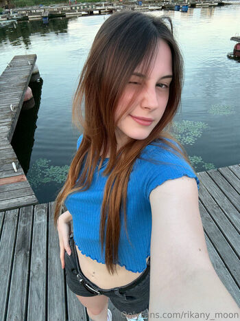 rikany_moon