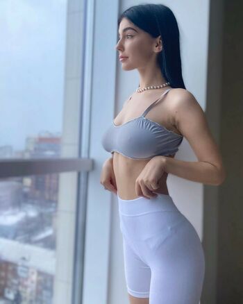 Rina Dakota
