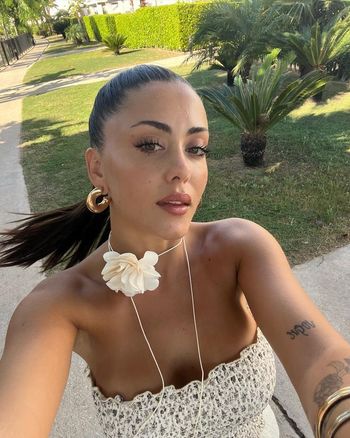 Rosario Matew