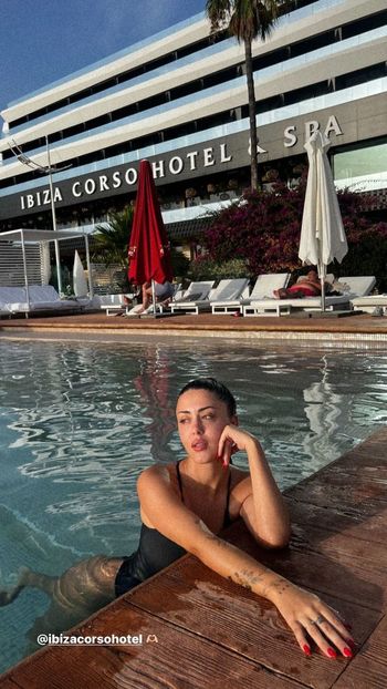 Rosario Matew