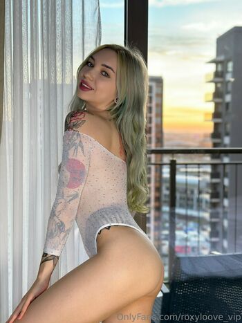 roxyloove_free
