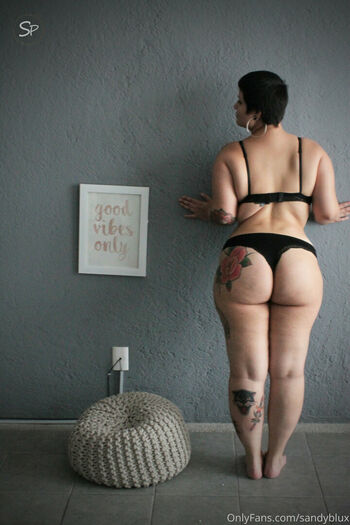 sandy_azulita