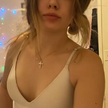 Savannah Angelina