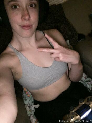 scarletmoon69
