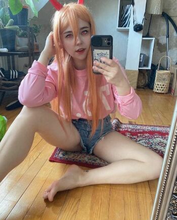 Sen Cosplay