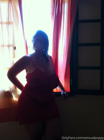 sensualpoppy
