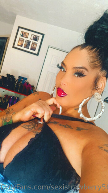 sexistrawberry5611