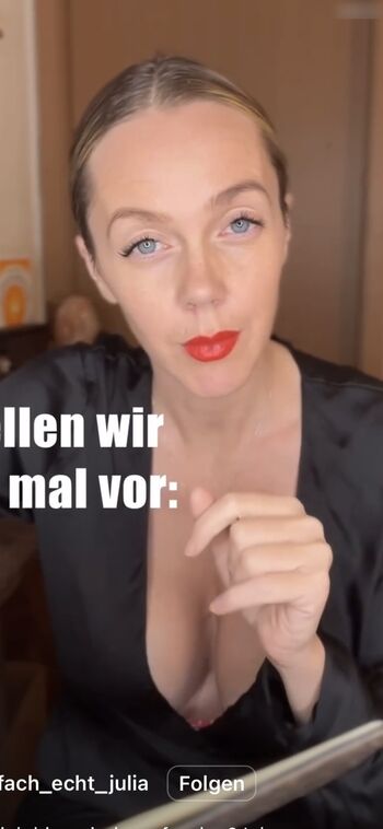 Sexy Julia