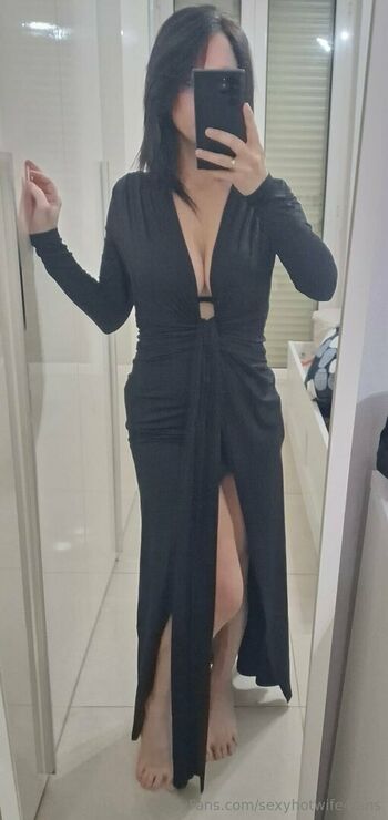 sexyhotwife4fans