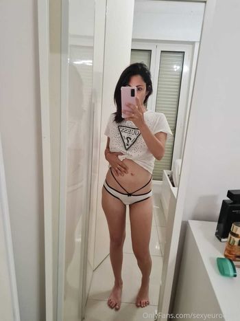 sexylatinawife