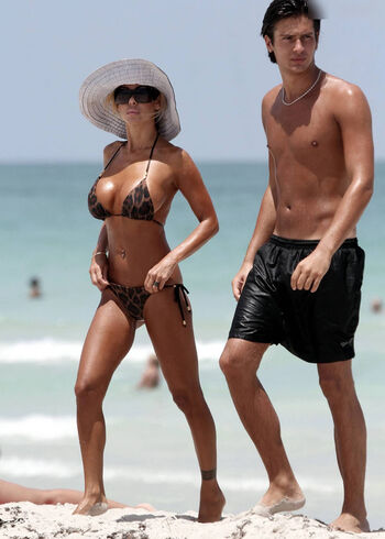 Shauna Sand