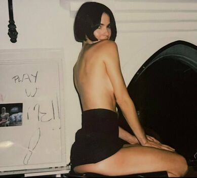 Shelley Hennig