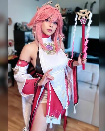 Shermie Cosplay