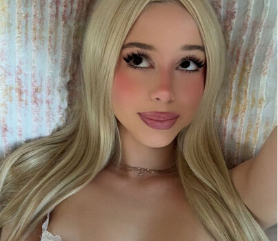 shesbarelylegal
