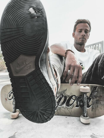 skaterrboi