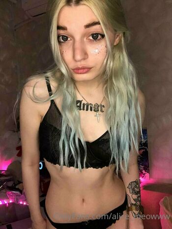 skinny_tyan