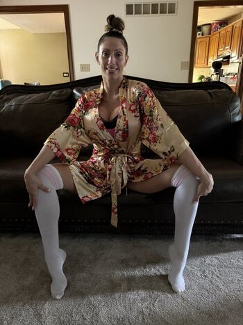 skye_hotwife