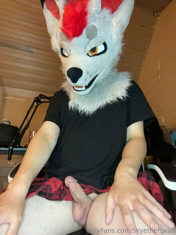 skyethefoxad