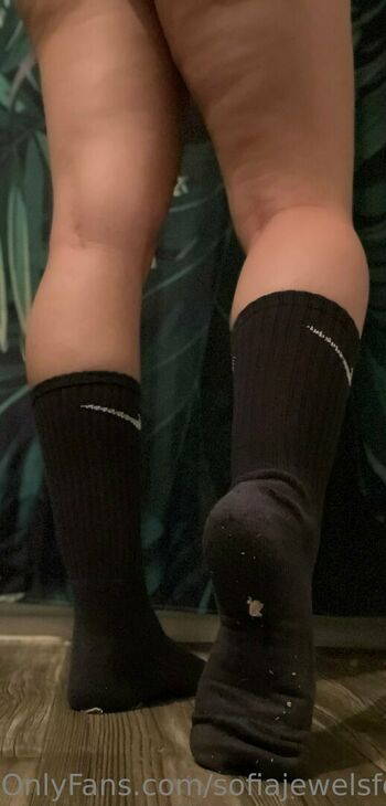 sofiajewelsfeet
