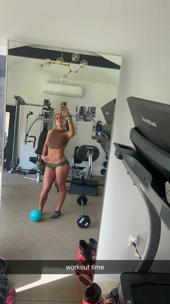 Sommer Ray