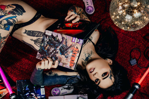 Suicide Girls