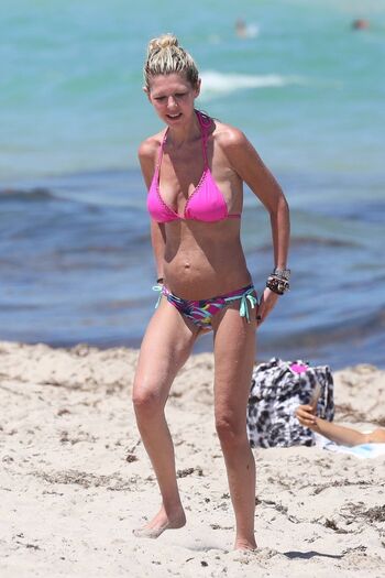 Tara Reid