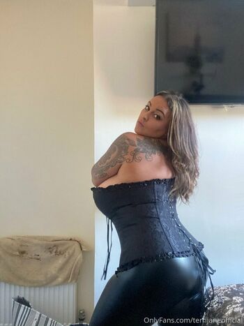 terrijaneofficial