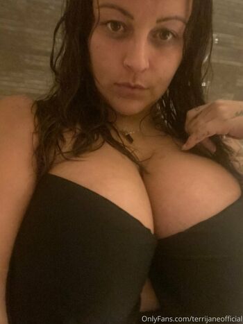 terrijaneofficial