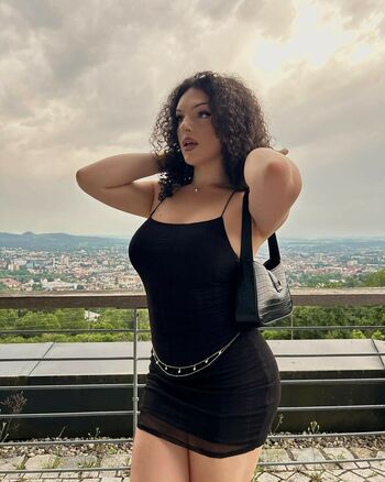 Thatgirlsalva