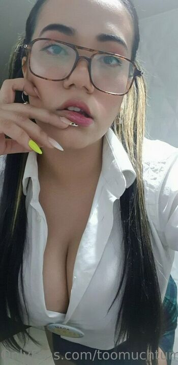 Toomuchtumbao