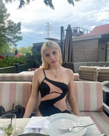 Tsgirlgia