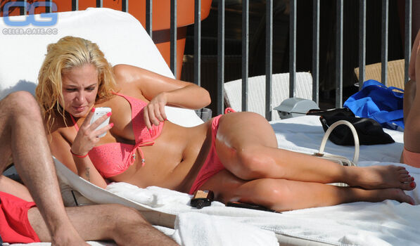 Tulisa Contostavlos