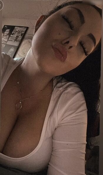 Vanessa.grwd