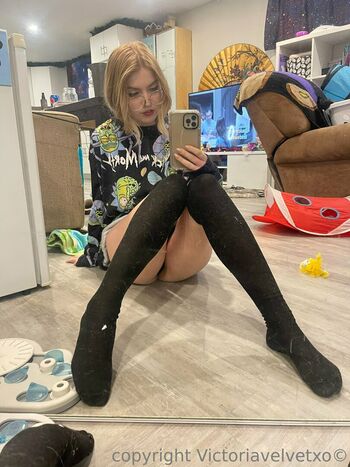 victoriavelvetxo