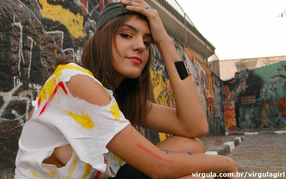 Virgula Girl