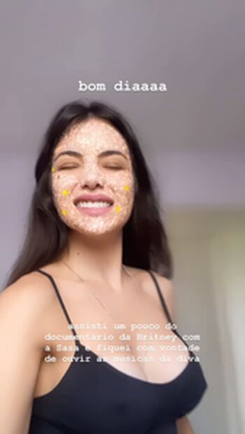 Vitória Castro