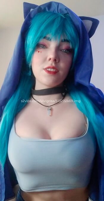 Vivi Grisa
