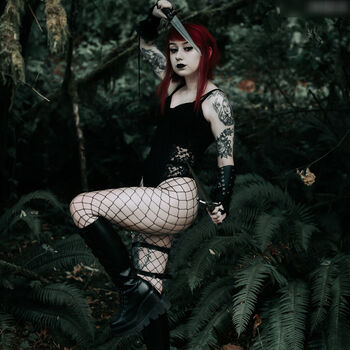 WatchGirlsPlay