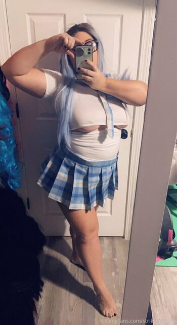 WatchGirlsPlay