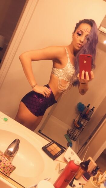 WatchGirlsPlay