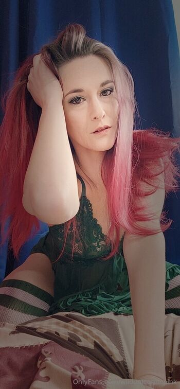 wildunicorninpink